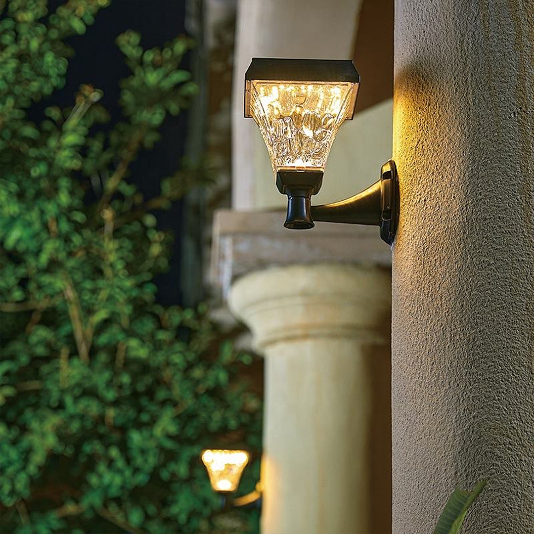 SCUBE Solar Clamp Light – Waterproof Outdoor Wall Mount Lighting