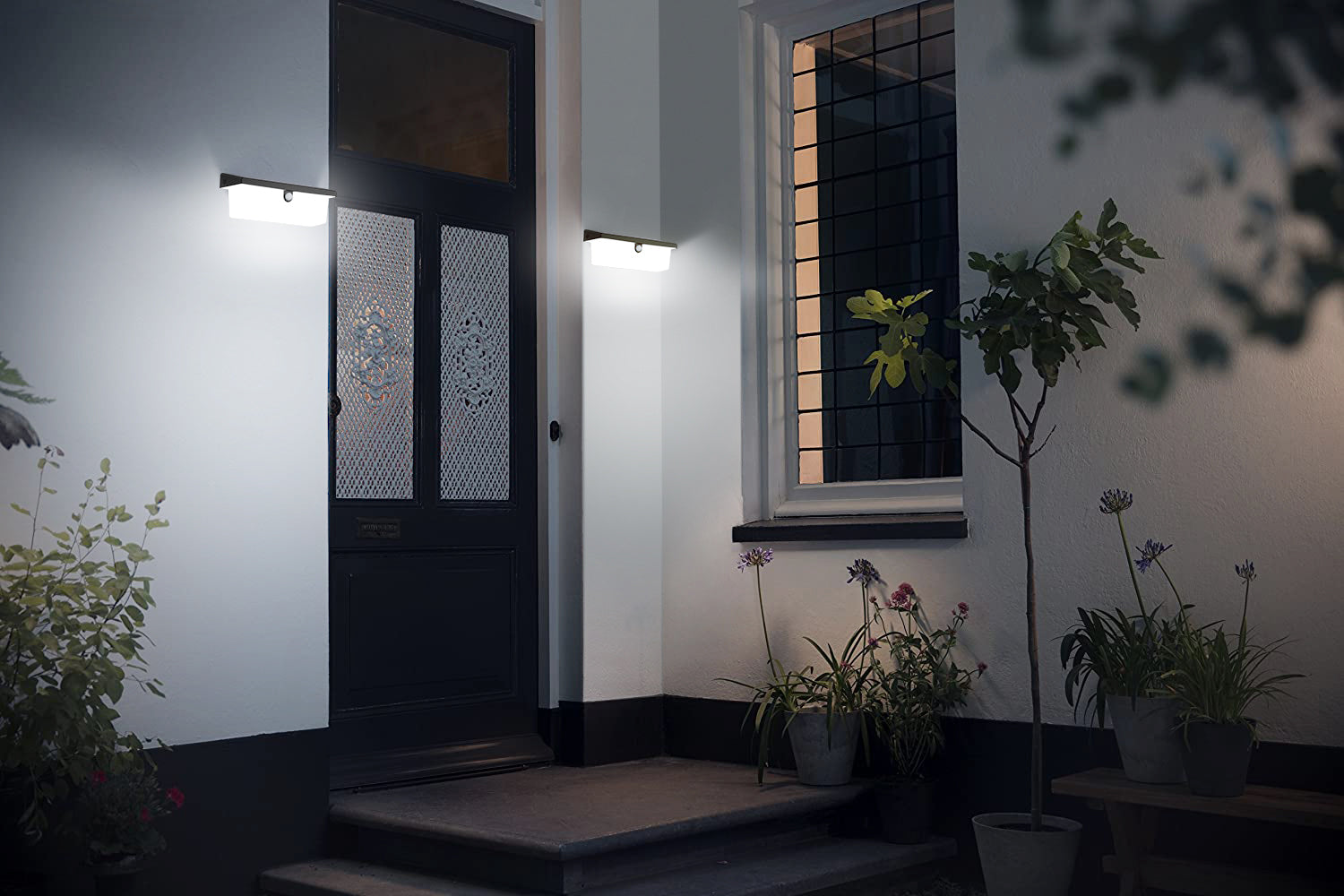 SCUBE YH0617-PIR Solar Wall Light | PIR Motion Sensor | 2600mAh Battery | 3000–6500K LED | IP65 Waterproof Outdoor Security Light