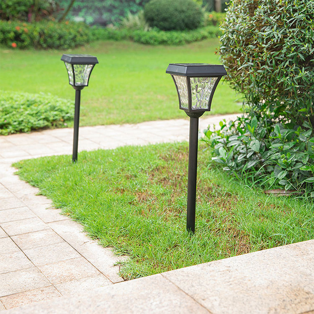 SCUBE Solar LED Lawn Light – Elegant Outdoor Garden Pathway Lighting