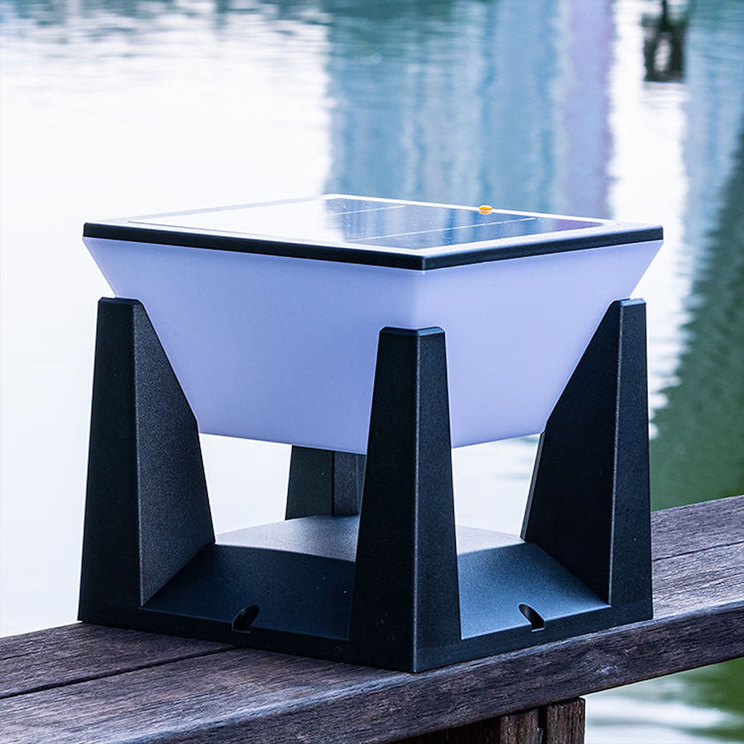 SCUBE Solar Powered Garden Pillar Light – Elegant Outdoor Column Lighting